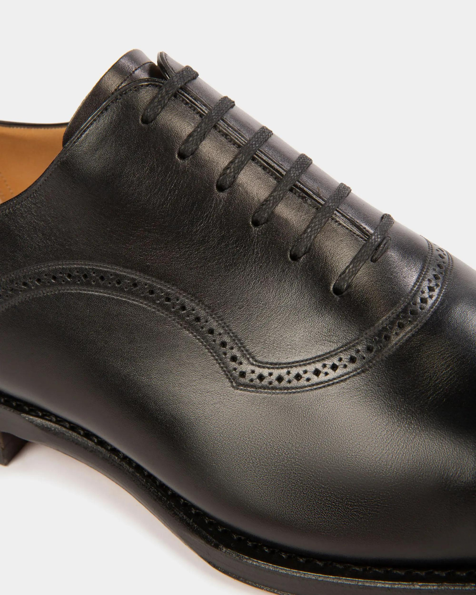 Scanio Leather Oxford Shoes In Black