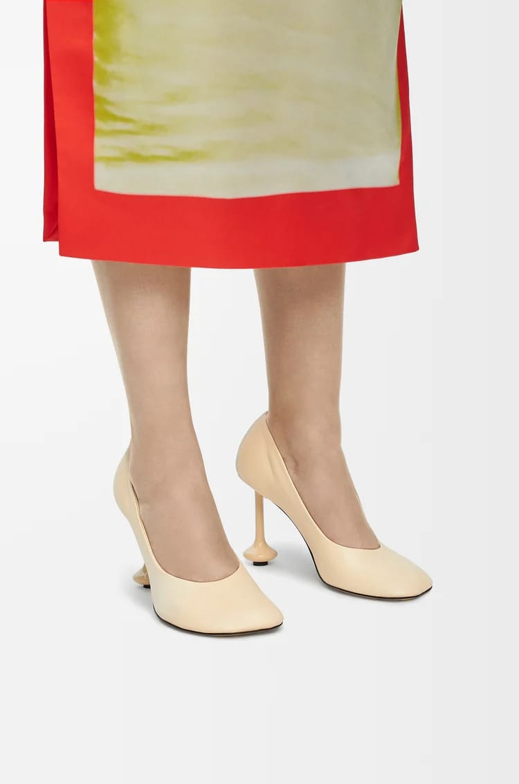 Toy pump in goatskin